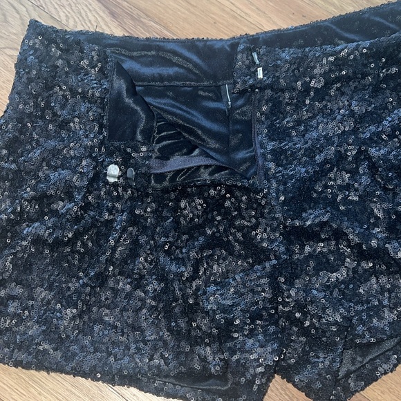 Zio Sequin Shorts Black, Size Medium - Picture 6 of 8